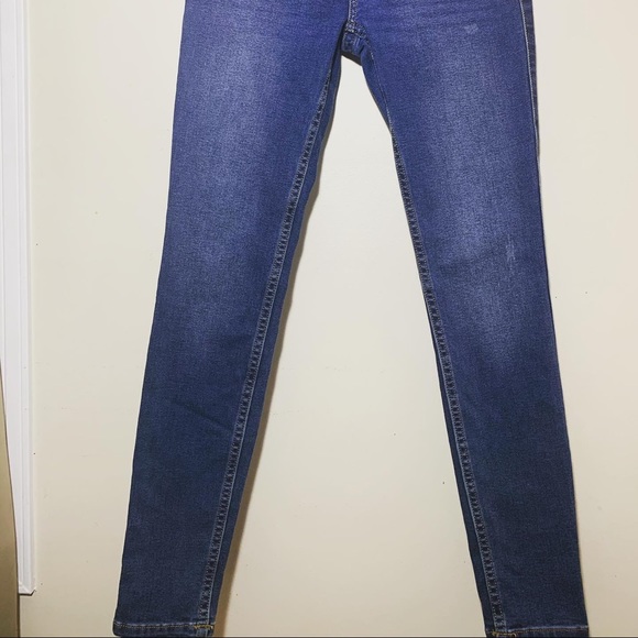 Guess Jeans Size 25 - Picture 4 of 7